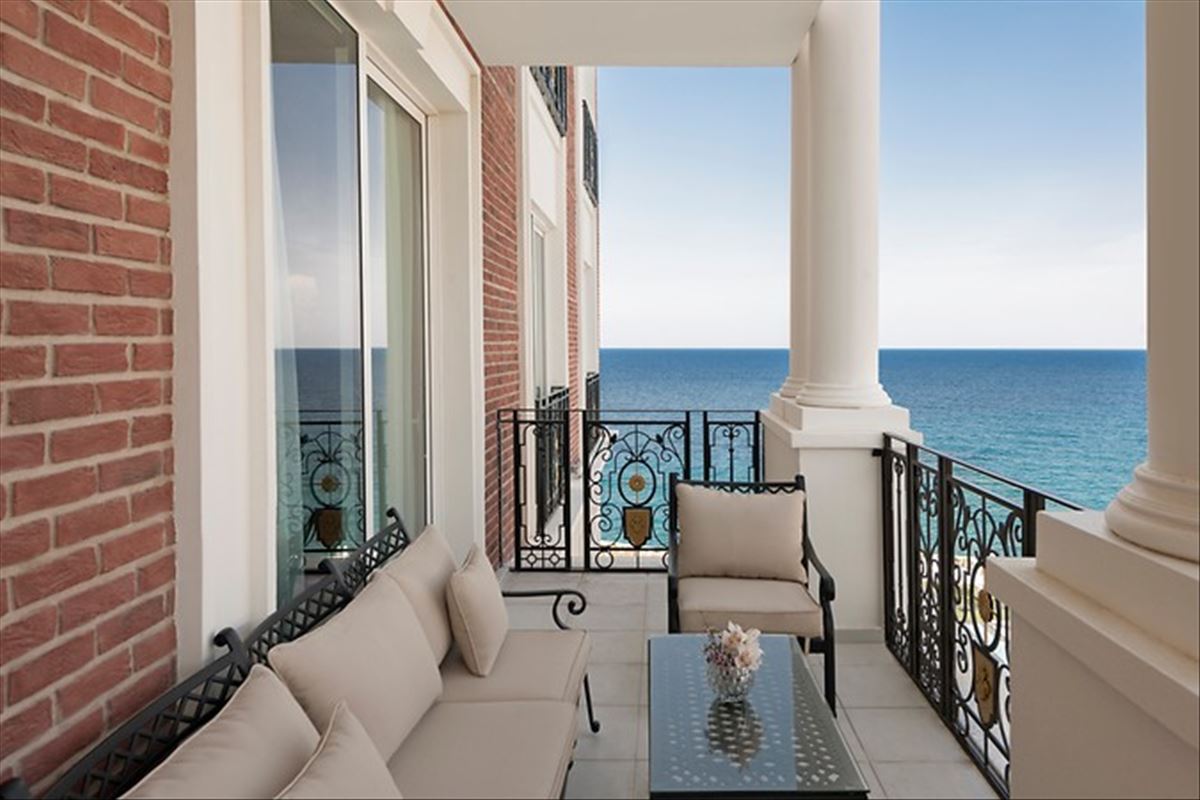 Kaya Palazzo Resort King Suit Deniz Manzaralı Oda
